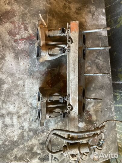 Форсунки с рампой в сборе ваз 2110