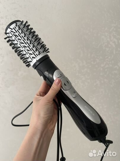 Фен щетка вращающаяся новая