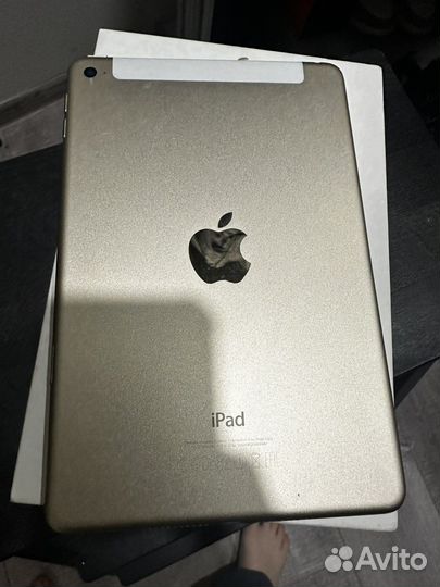 iPad mini 4 64gb + Cellular с защитным стеклом