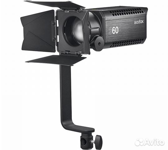 Осветитель светодиодный Godox S60 фокусируемый