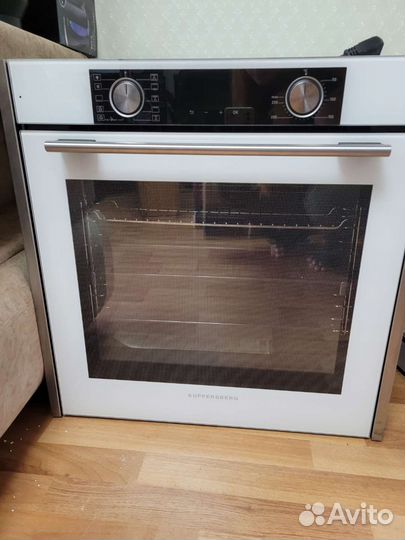 Электрический духовой шкаф Kuppersberg HFT 610 W