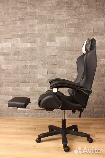 Офисное кресло (геймерское). Кресло для директора