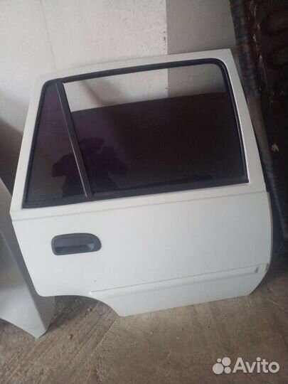 Дверь задняя правая Дэу нексиа