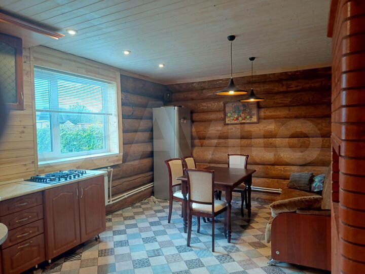 Дом 196 м² на участке 15 сот.