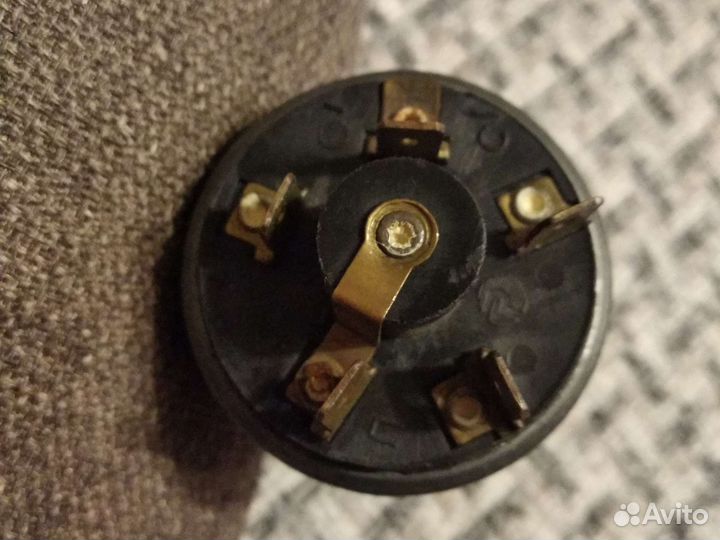 Переключатель подъёма кузова пк 1