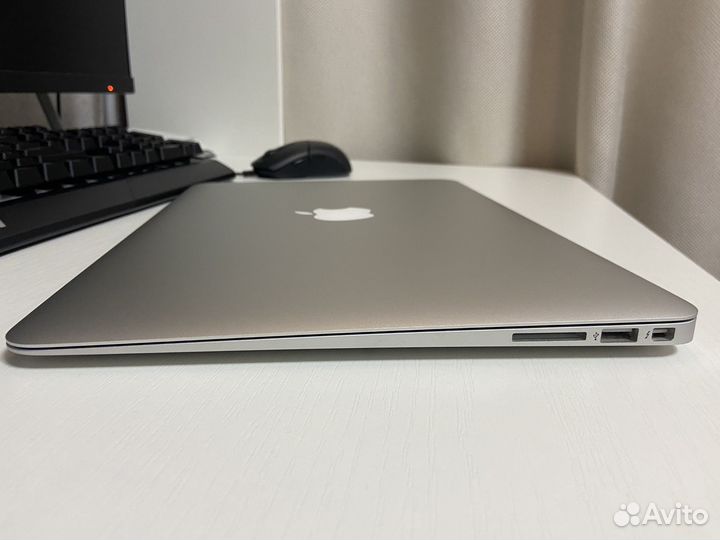 Apple MacBook Air 13