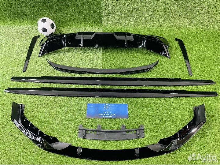 Обвес M Performance на BMW G30 черный глянец