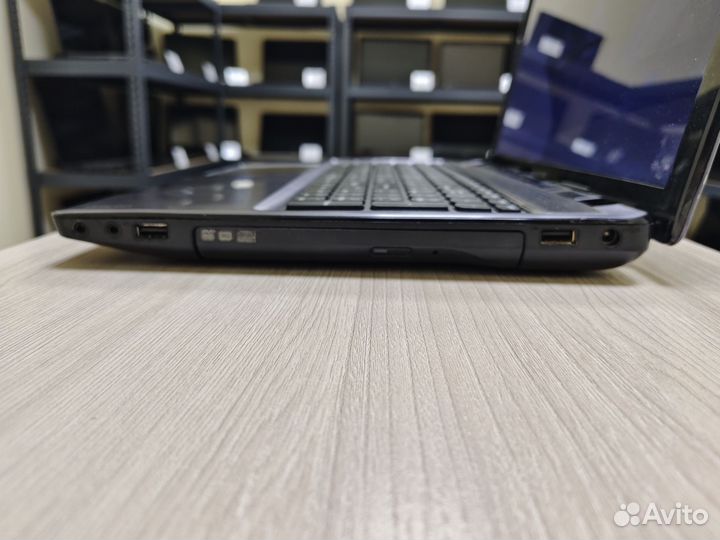 Lenovo z585(i5/4gb/2gb GPU)