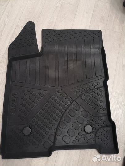 Коврики литьевые на LADA Vesta