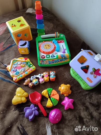 Развивающие игрушки пакетом