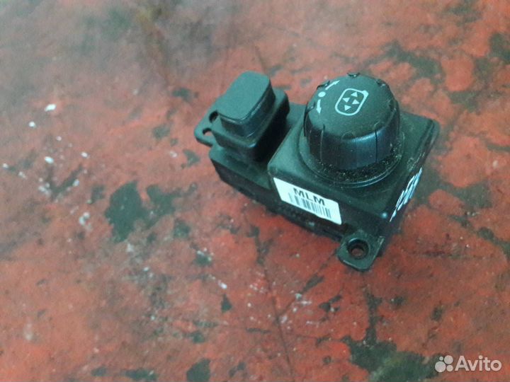 Джойстик регулировки зеркал SsangYong Actyon 2