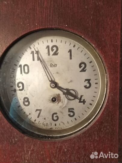 Старинные настенные часы