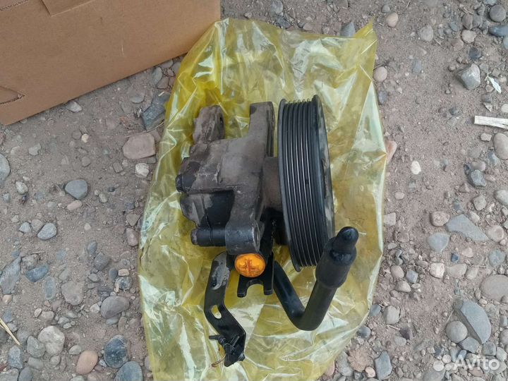 Насос гура hyundai solaris бу