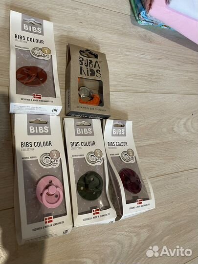 Соска пустышка bibs 0-6 и 6-18