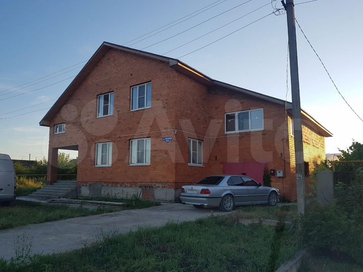 Дом 414 м² на участке 15 сот.