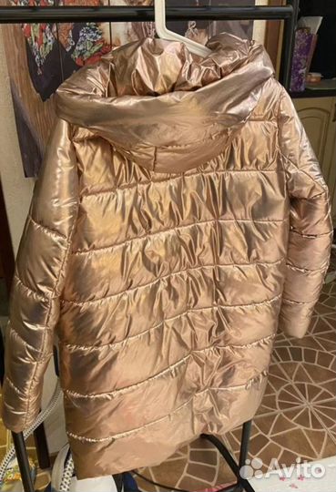 Пуховик женский 46