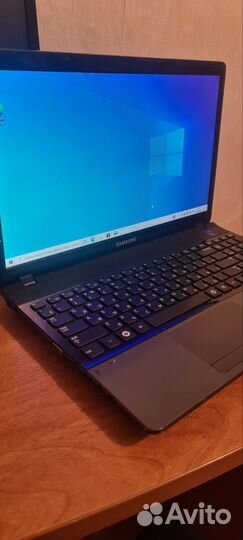 Ноутбук samsung NP300E5C