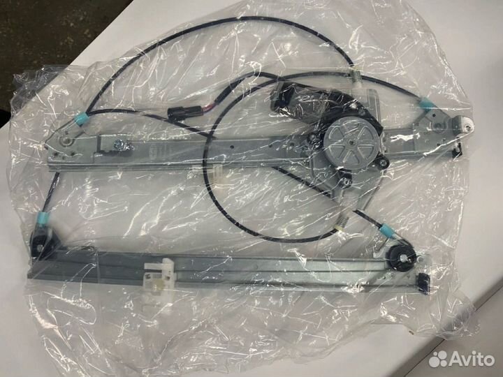 Стеклоподъемник с мотором Renault