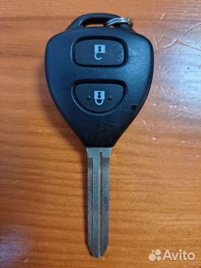 Ключ Тойота