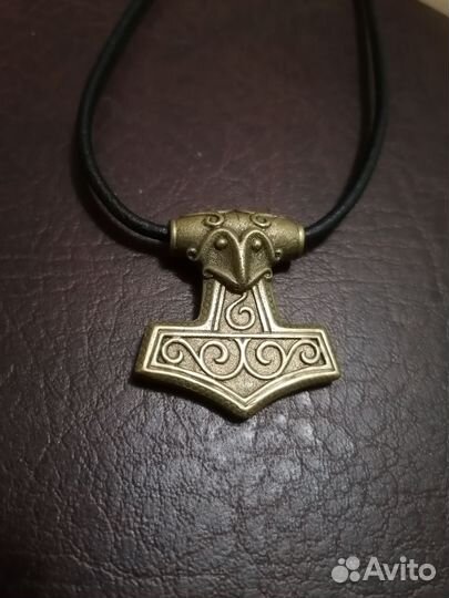 Кулон молот Тора