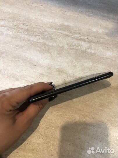 iPhone 7, 32 ГБ