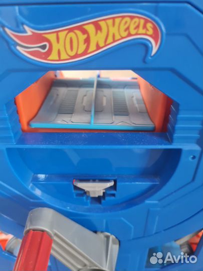 Hot wheels Мега Гараж