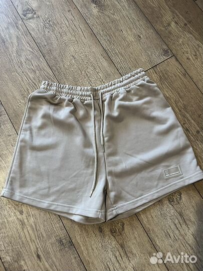 Шорты женские