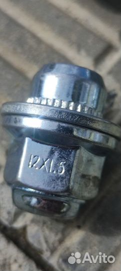 Колёсные гайки 12х1,5 Toyota Lexus Mitsubishi