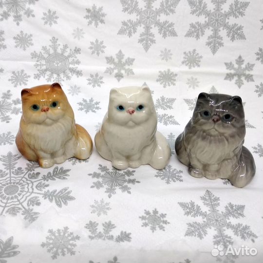 Фарфоровая фигурка 