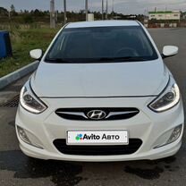 Hyundai Solaris 1.6 MT, 2013, 179 000 км, с пробегом, цена 920 000 руб.