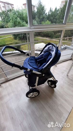 Детская коляска 3 в 1