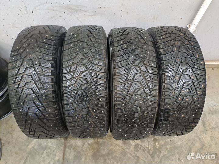 Hankook Winter I'Pike RS2 W429 205/60 R16