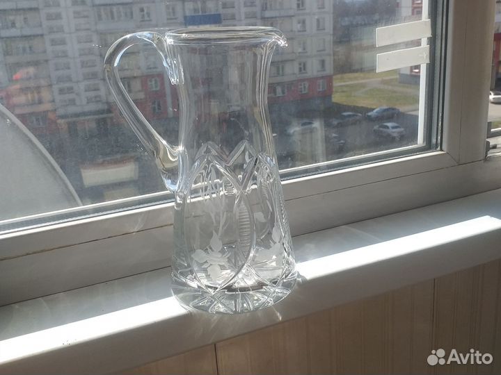 Хрустальный кувшин