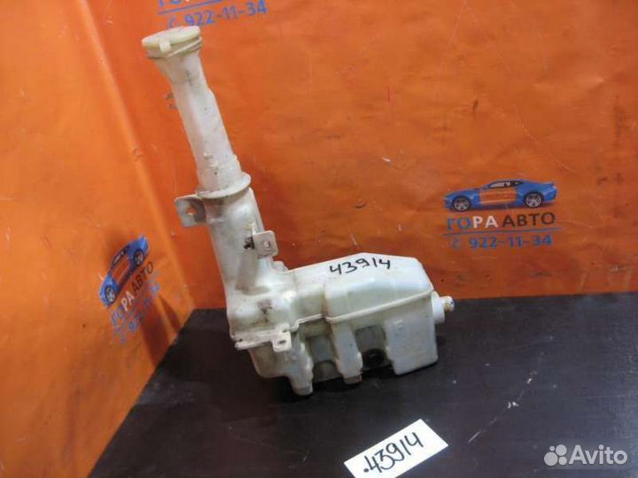 Бачок омывателя лобового стекла Mazda 323 BJ