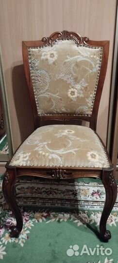 Комплект стол и стулья