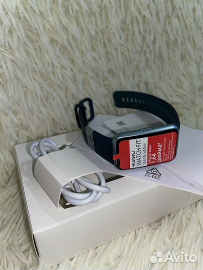 SMART часы huawei watch fit