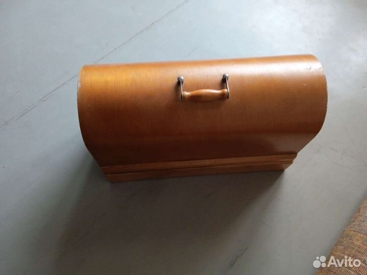 Швейная машина