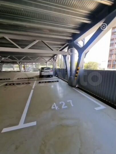 Машиноместо, 13 м²