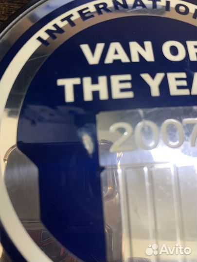 Эмблема Фургон Года 2007 Ford Transit