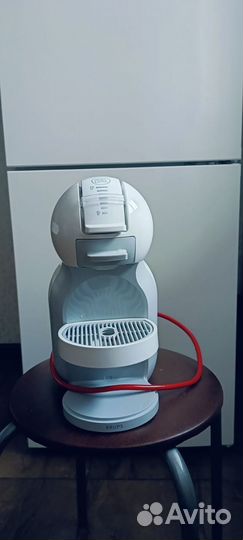 Krups Mini Me KP120 капсульная кофеварка