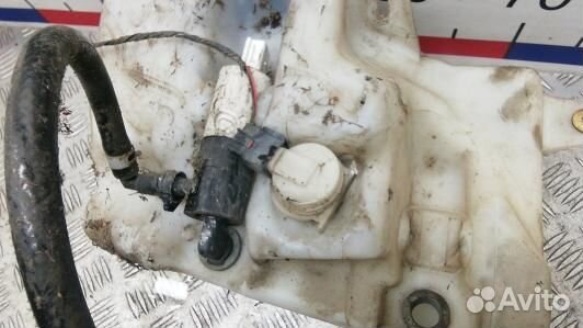 Бачок омывателя land rover discovery 3 (HNT14NL01)