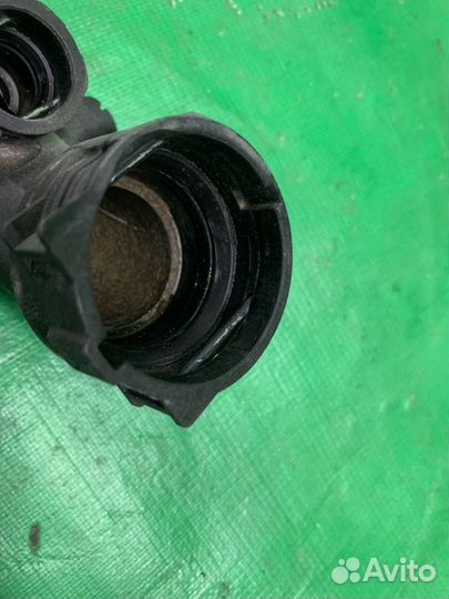 Патрубок радиатора Bmw X5 E53 M54B30 2006