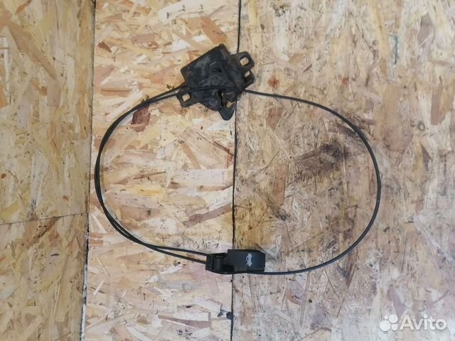 Тросик, замок капота dodge stratus