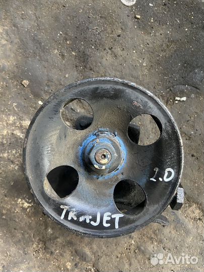 Насос гур 2.0 CRDi D4EA Hyundai Trajet