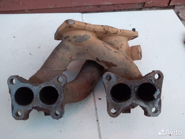 Выпускной коллектор Nissan Primera P12