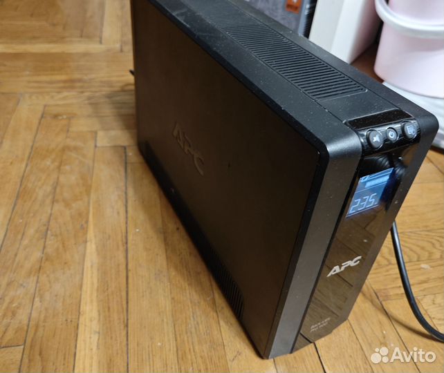 Ибп APC back-UPS PRO 900 BR900Gi