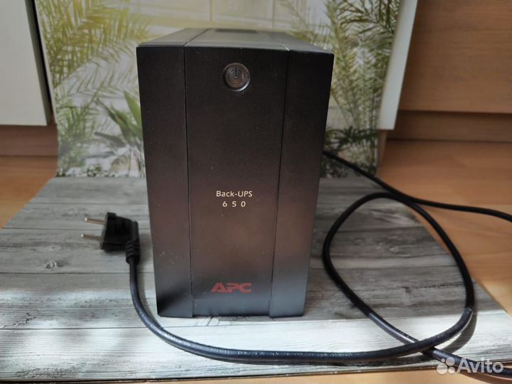 Источник бесперебойного питания apc 650