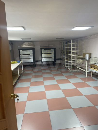 Пекарная 65 м², и 72 квм -для свободного назначени