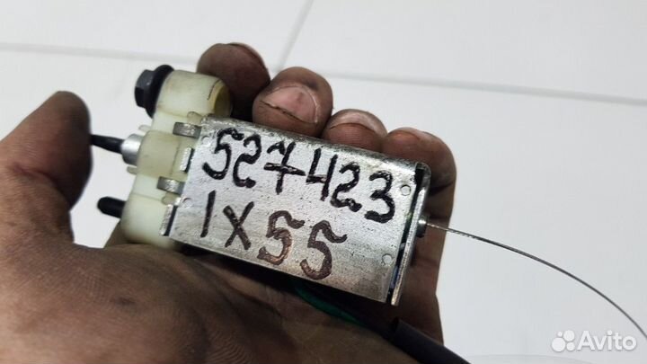 Замок лючка бензобака (Hyundai ix55)