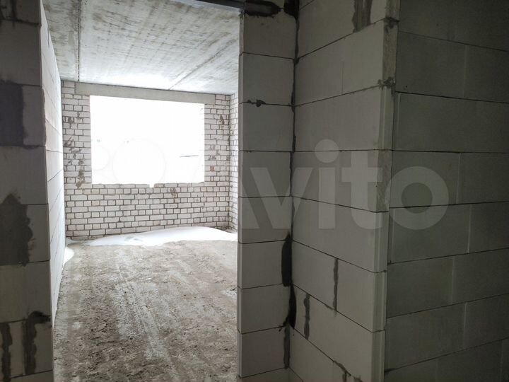 1-к. квартира, 52,3 м², 1/3 эт.